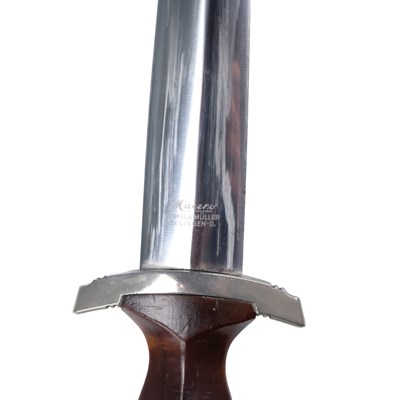 Lot 900 - A German Third Reich SA dagger by Henkell and...