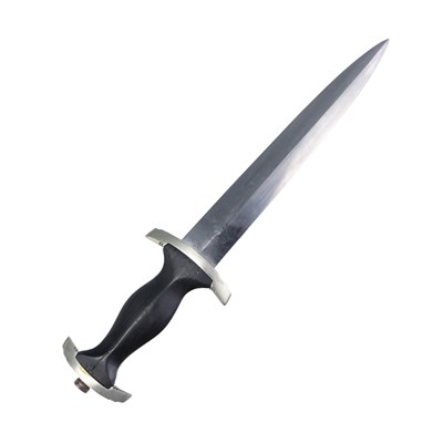 Lot 918 - A German Third Reich Model 1933 SS dagger by...