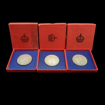 Lot 367 - Three cased 1935 silver crown coins