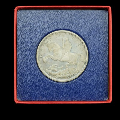 Lot 367 - Three cased 1935 silver crown coins
