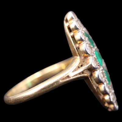 Lot 1193 - An attractive late 19th / early 20th Century...
