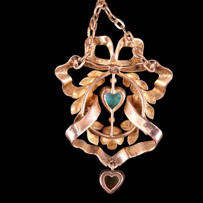 Lot 1354 - A fine late 19th / early 20th Century opal,...