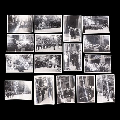 Lot 15 - A Free Polish Army decoration and campaign...
