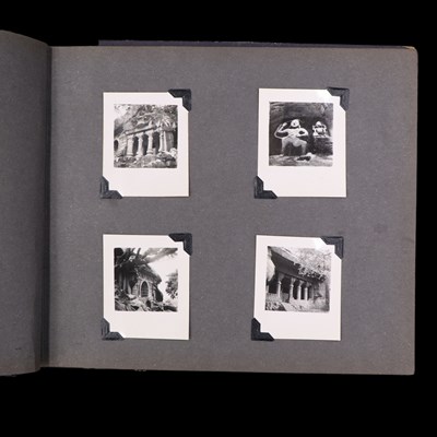 Lot 15 - A Free Polish Army decoration and campaign...