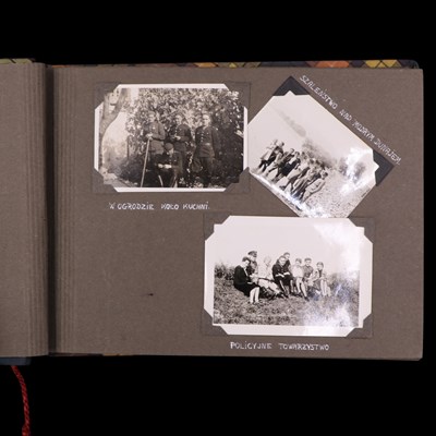 Lot 15 - A Free Polish Army decoration and campaign...