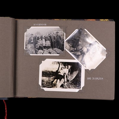 Lot 15 - A Free Polish Army decoration and campaign...