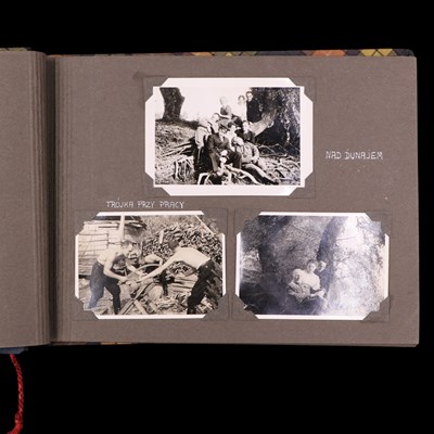 Lot 15 - A Free Polish Army decoration and campaign...