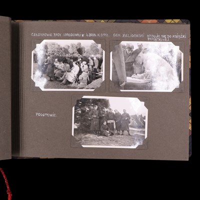 Lot 15 - A Free Polish Army decoration and campaign...