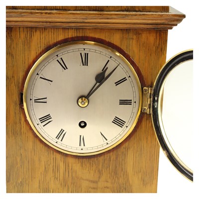 Lot 896 - A 1930s Elliott oak-cased, 8-day single-fusee...