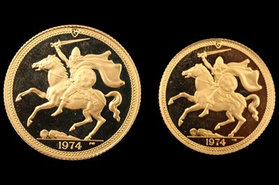 Lot 1122 - An Elizabeth II 1974 limited edition Isle of...