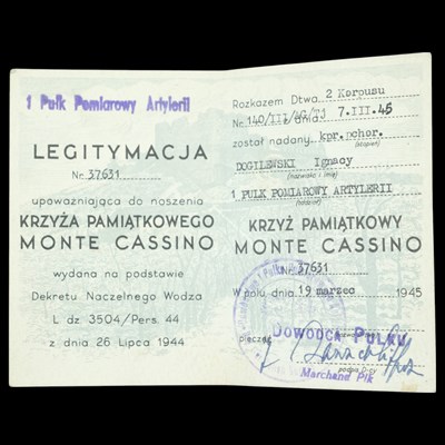 Lot 26 - A Free Polish Army order, decoration and...