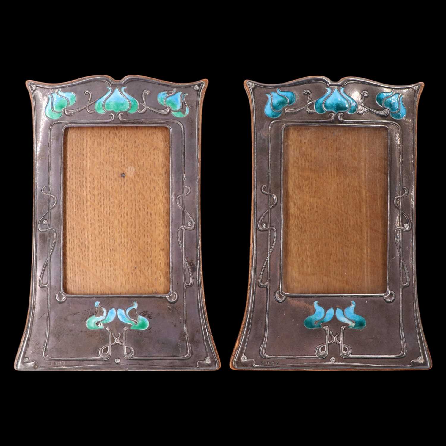 Lot 1125 - A pair of Edwardian Art Nouveau...