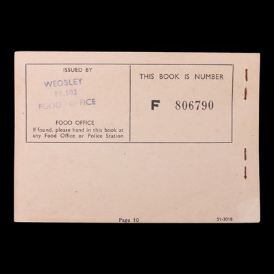 Lot 683 - A Second World War Free Polish Army medal,...