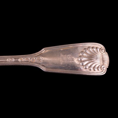 Lot 1172 - A set of 12 Victorian silver fiddle, thread...