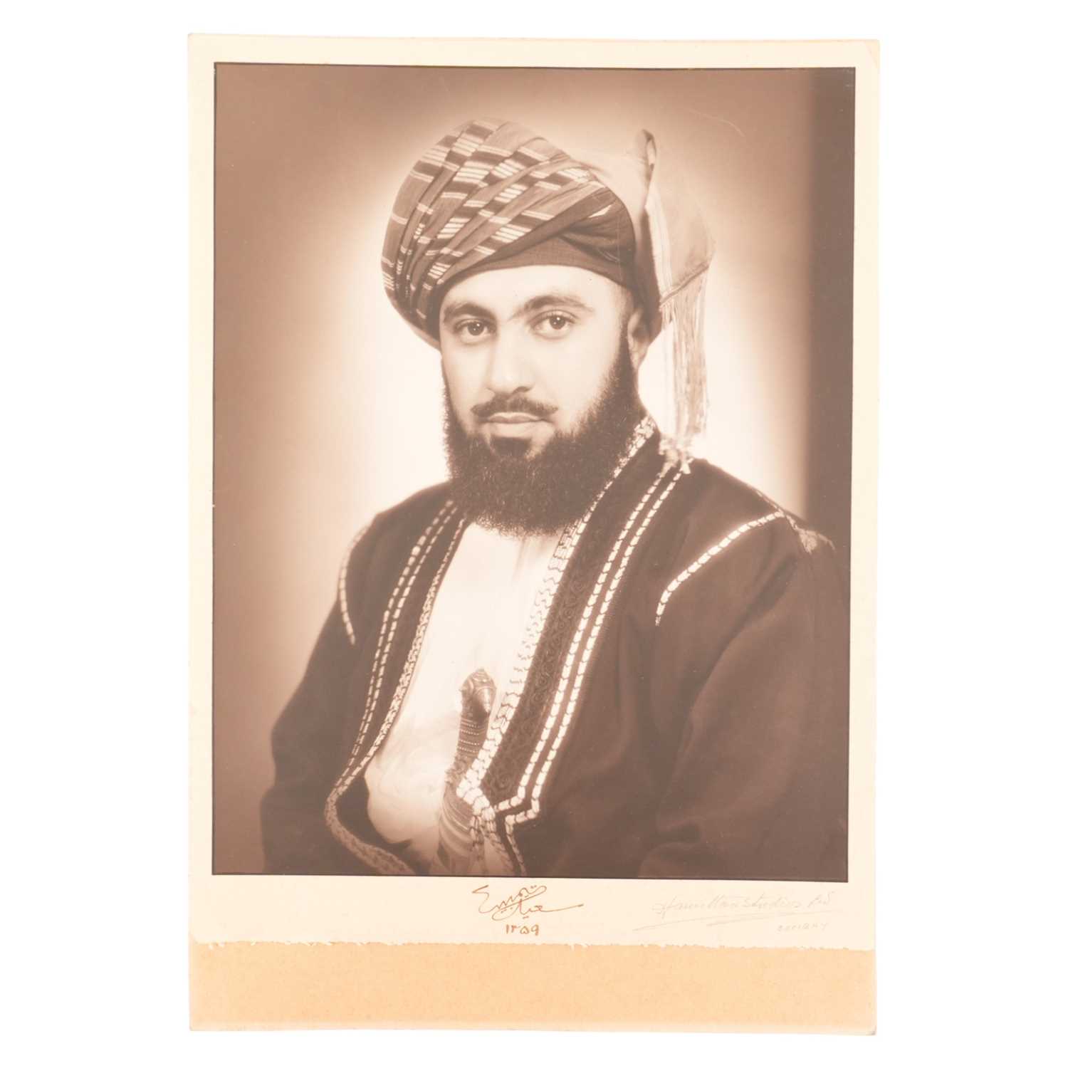 Lot 584 - [Autograph]A signed studio portrait photograph...