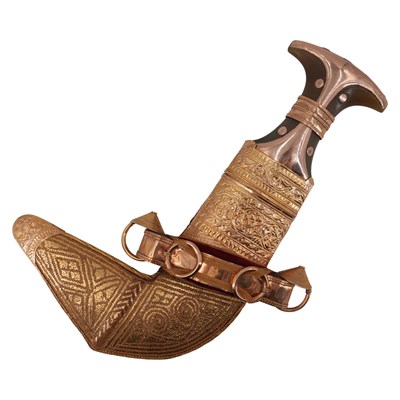 Lot 421 - An Omani yellow-metal-mounted jambiya dagger,...