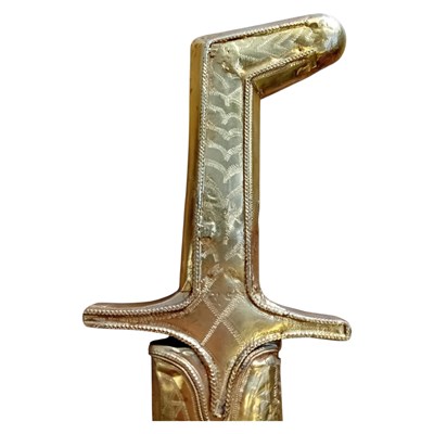 Lot 422 - An Omani yellow-metal-mounted shamshir sword,...
