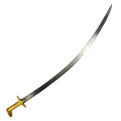 Lot 422 - An Omani yellow-metal-mounted shamshir sword,...