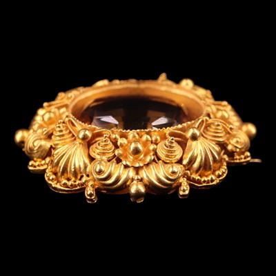 Lot 1551 - A Georgian citrine and high-carat gold...