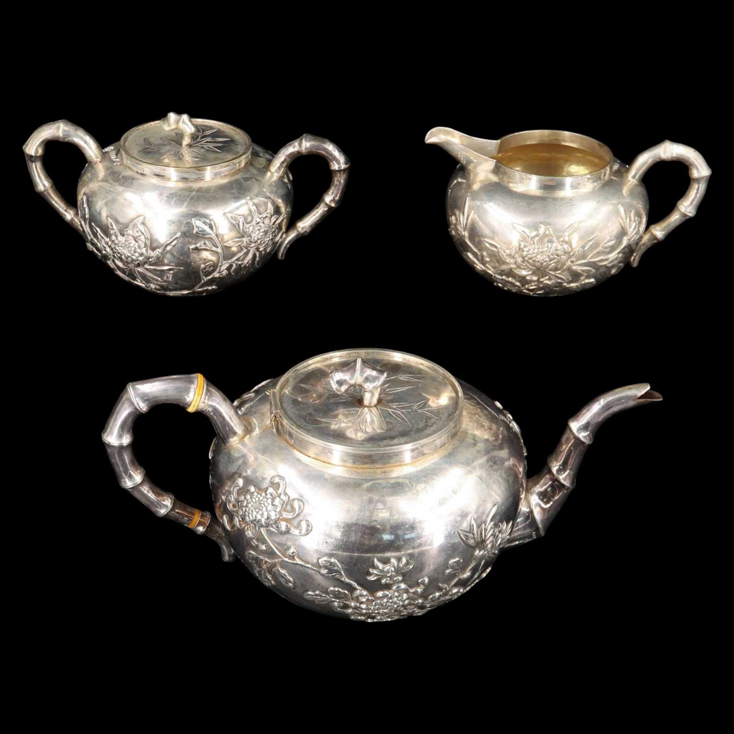 Lot 1325 - An early 20th Century Hong Kong silver...