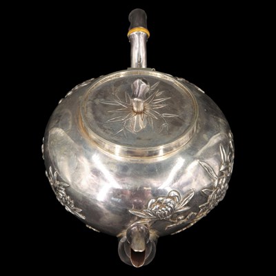 Lot 1325 - An early 20th Century Hong Kong silver...