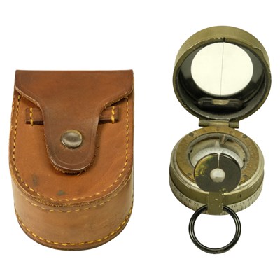 Lot 386 - A Second World War US military lensatic...