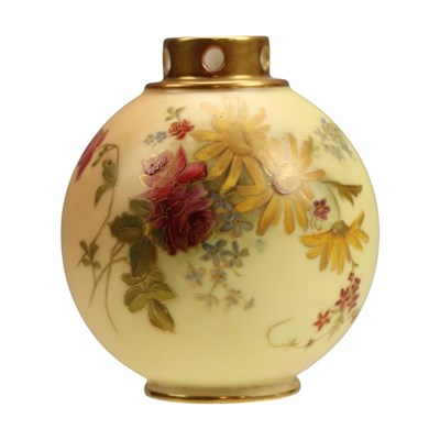 Lot 1056 - A Royal Worcester "blush ivory" vase or...