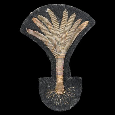 Lot 223 - A Welsh Guards bullion embroidered badge