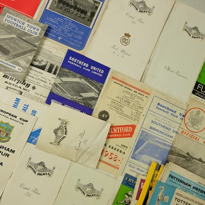 Lot 551 - A group of 1950s and later matchday football...