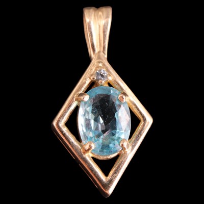 Lot 1327 - A contemporary aquamarine and zircon...
