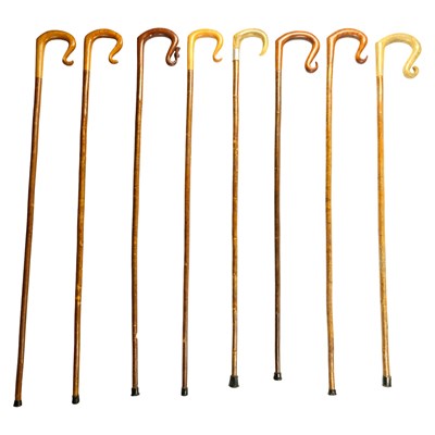 Lot 917 - A quantity of Shepherds Crook walking sticks