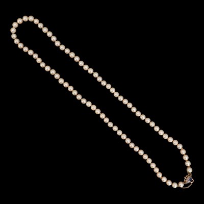 Lot 1355 - A mid 1960s single-strand pearl necklace...