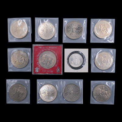 Lot 588 - A quantity of GB commemorative crowns,...