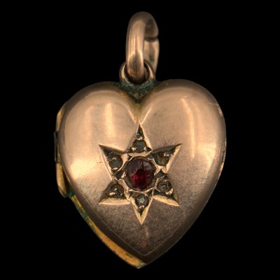 Lot 1347 - A late 19th / early 20th Century diamond and...