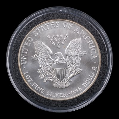 Lot 629 - A US 1999 1 oz fine silver "American Silver...