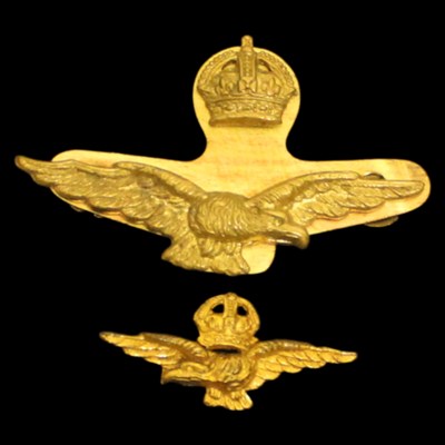 Lot 172 - A pre-1953 RAF officer's cap badge and one...