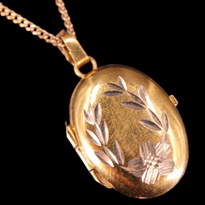 Lot 1368 - A late 1980s 9 ct gold pendant double...