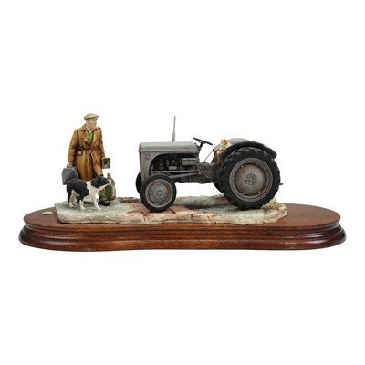 Lot 1132 - A Border Fine Arts model "An Early Start", JH91