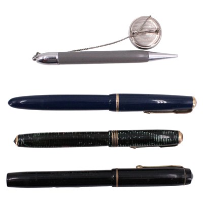 Lot 664 - Vintage Parker Duofold, Vacumatic and Conway...