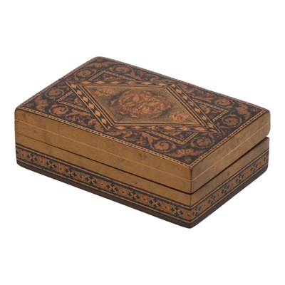 Lot 999 - An early 20th Century Italian Sorrento-ware...