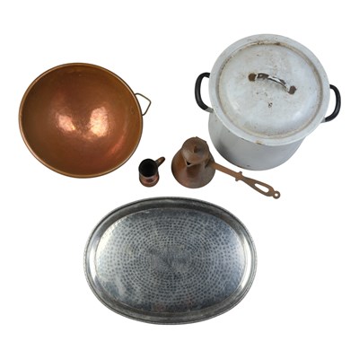 Lot 946 - Victorian and later domestic metalwork,...