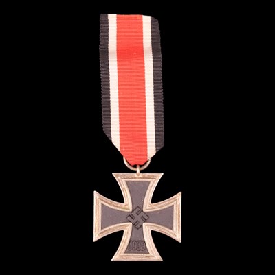 Lot 251 - A German Third Reich Iron Cross second class