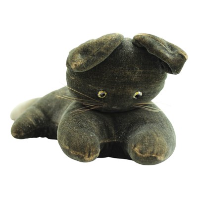 Lot 909 - An early 20th Century black plush toy cat,...