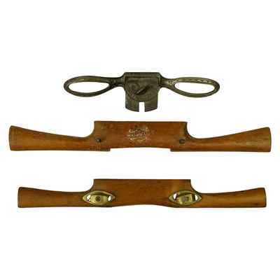 Lot 686 - Three antique woodworking spokeshaves