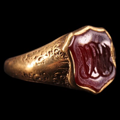 Lot 1406 - A 19th Century carnelian signet ring, having a...