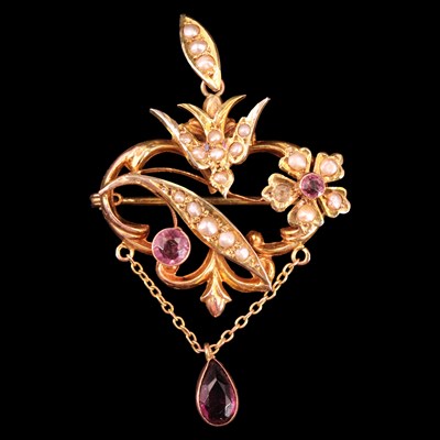Lot 961 - A Belle Epoque openwork swallow-and-sprig...