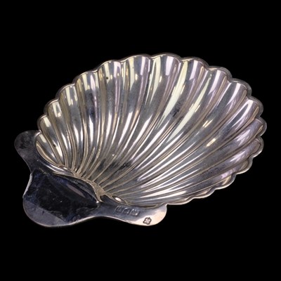 Lot 891 - A late Victorian silver butter shell, Josiah...