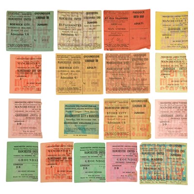 Lot 582 - A quantity of 1960s Manchester United football...