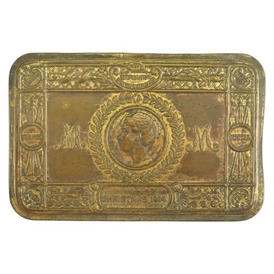 Lot 137 - A 1914 Princess Mary gift tin