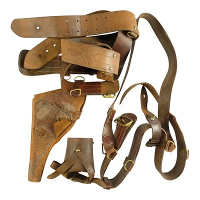 Lot 179 - A group of Sam Brown accoutrements